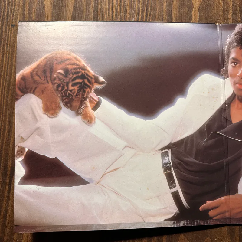 Michael Jackson - "Thriller" - 이미지 2/7