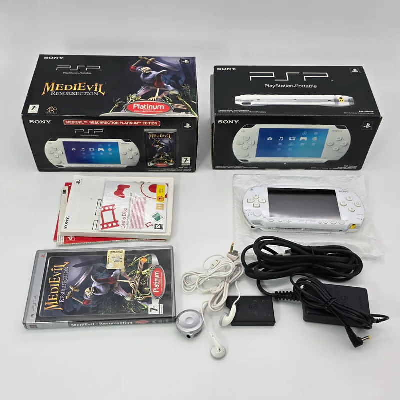 PSP 1004 Ceramic White - Medievil Resurrection Platinum Pack (Italy) - 圖片 2/6