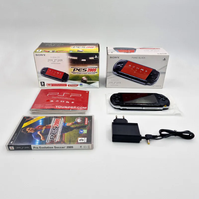 PSP 3004 Piano Black - Pro Evolution Soccer 2009 Edition (France) - 圖片 2/7
