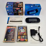 PSP Street E-1004 Charcoal Black - Gran Turismo & Grand Theft Auto Liberty City Stories Essentials Bundle (France) - 縮圖 2