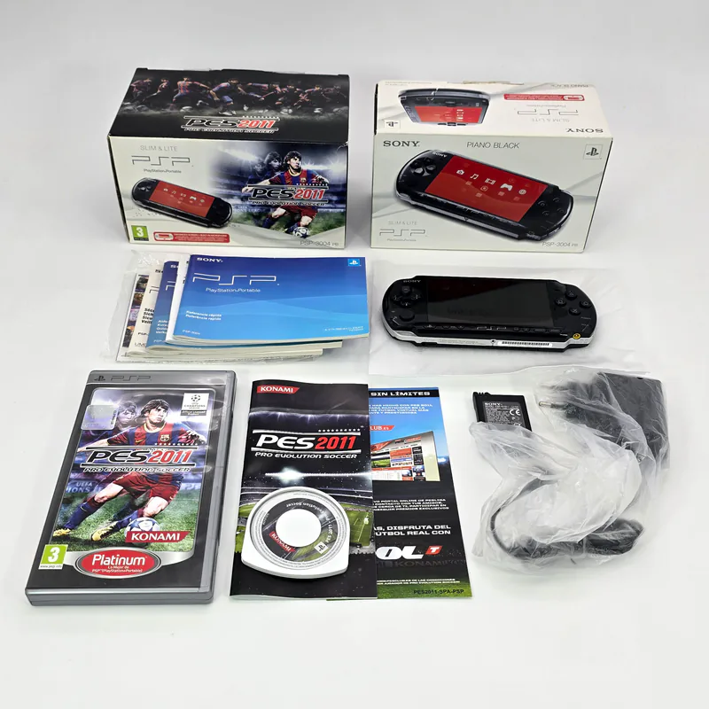 PSP 3004 Piano Black - Pro Evolution Soccer 2011 Platinum Edition (Spain) Carrefour Exclusive - 圖片 2/7